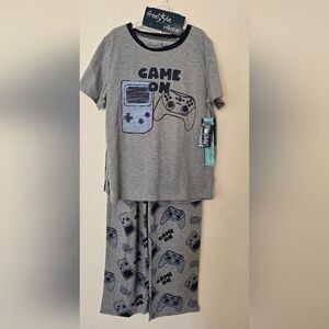 Freestyle Kids Gray Pajama Set with Game Controller Design